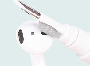 El kit de limpieza para audífonos inalámbricos te ayudará a tener tus AirPods siempre limpios: llévatelo desde 116 pesos en Amazon México