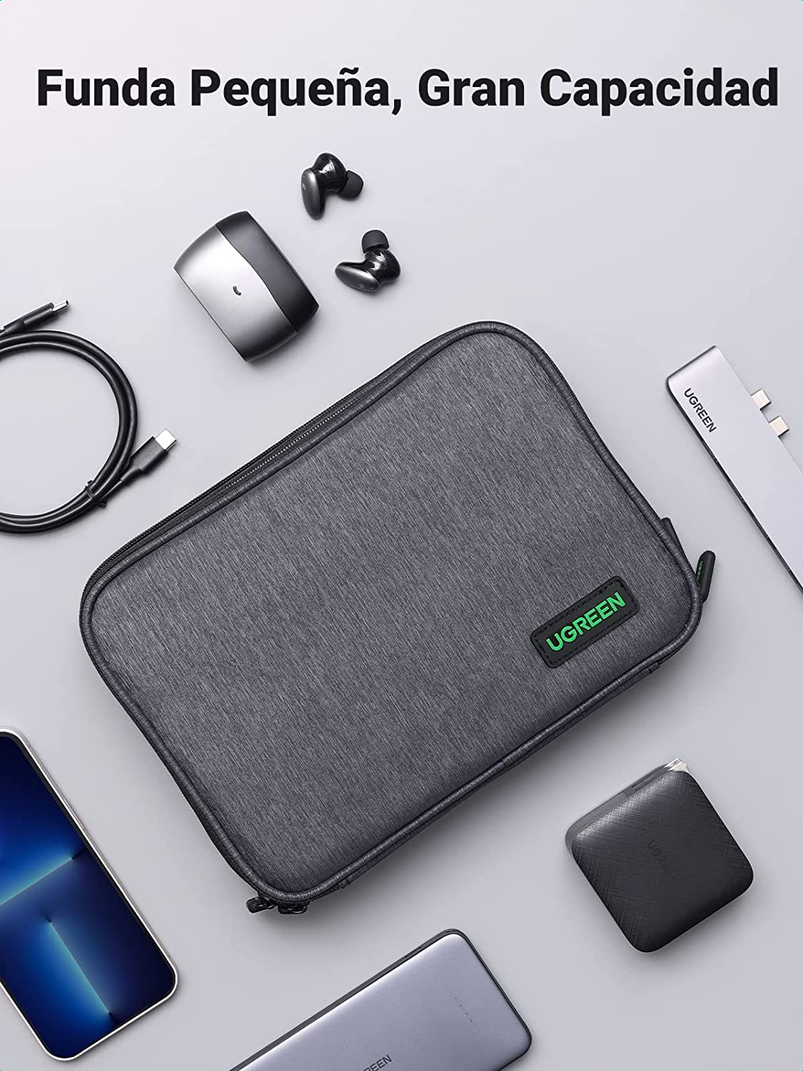 Este organizador de accesorios Ugreen es pequeño pero con gran almacenamiento: le cabe hasta un iPad o tablet por 479 pesos