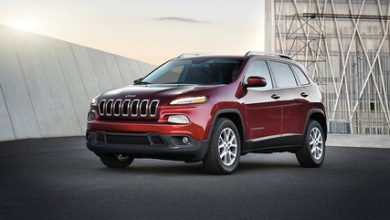 Jeep Cherokee es llamada a revisión en México: más de 3,000 unidades no deben estacionarse cerca de otros autos por riesgo de incendio