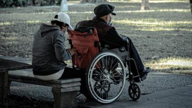 Las malas condiciones laborales de los cuidadores amenazan los derechos de los discapacitados