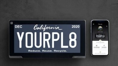 Adiós a las aburridas placas metálicas: Ford ya tiene unas placas digitales que se personalizan e integran GPS para vigilar tu auto