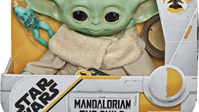 Esta figura de “Baby Yoda” incluye efectos de sonido y tiene uno de sus mejores precios en Amazon México por tan solo 280 pesos