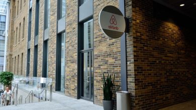 "Airbnb está roto": su CEO acepta que ha perdido su esencia inicial y pide a los alojamientos bajar sus precios
