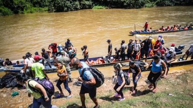 Los migrantes que cruzan el Darién en busca de una vida mejor son presa de los traficantes de personas