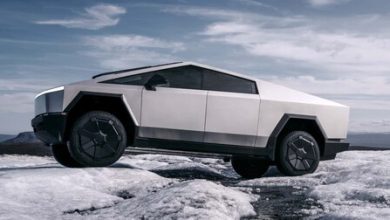 Acaba de recibir su Tesla Cybertruck pero tiene defectos de fabricación: el cuerpo de la pickup eléctrica es difícil de ensamblar