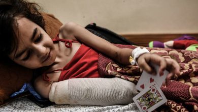 Israel-Palestina: Los bebés que nacen en Gaza llegan a un infierno