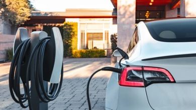 Los autos eléctricos tendrán otro efecto colateral: reducirán el precio de la luz, según estudios