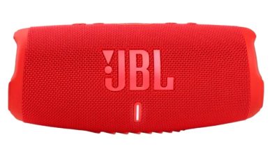 Esta bocina portátil JBL Charge 5 tiene un descuento que derrumba su precio por debajo de los 2,070 pesos en Mercado Libre